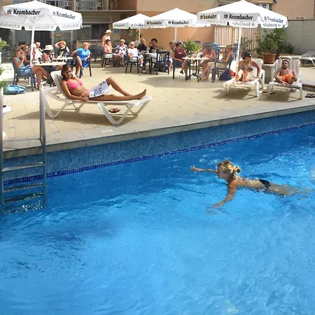 杜纳斯布兰卡斯hm酒店