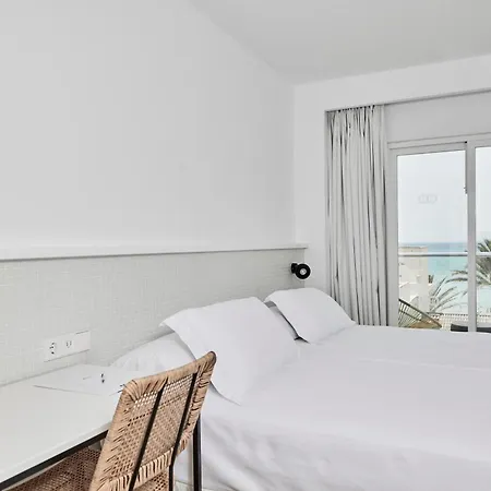 Hotel Hm Dunas Blancas 4*